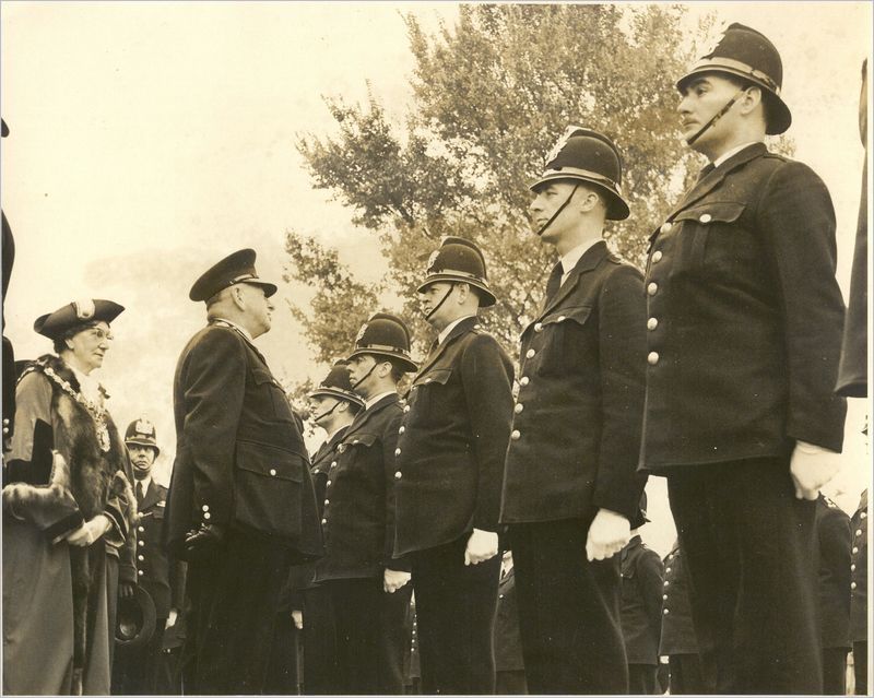 Mayors Parade Grey Phillips